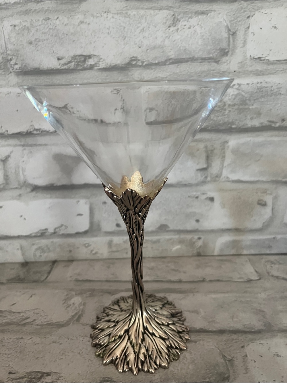 Ornate silver-Tone Stem Martini Glass - Elegant Clear glass leaves